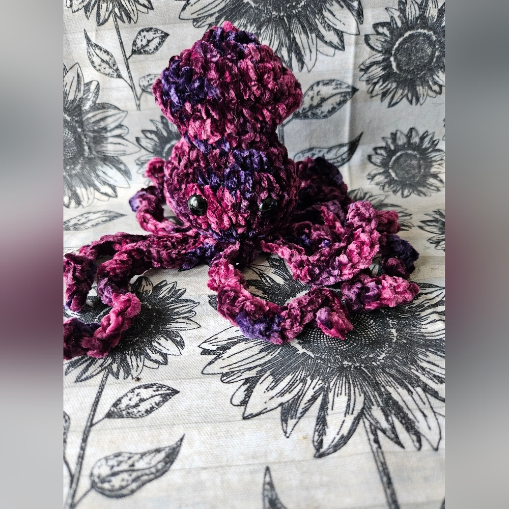 Purple velvet squid amigurumi doll